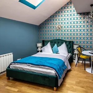 Apartamento Bourgeois In Cultural Heritage Building By Ruterra, Praga