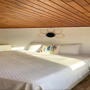 Oda ve Kahvaltı Sığacık Poseidon Boutique