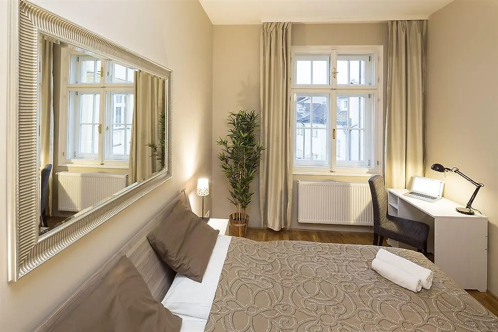 Ibis Praha Wenceslas Square 3*, Prag
