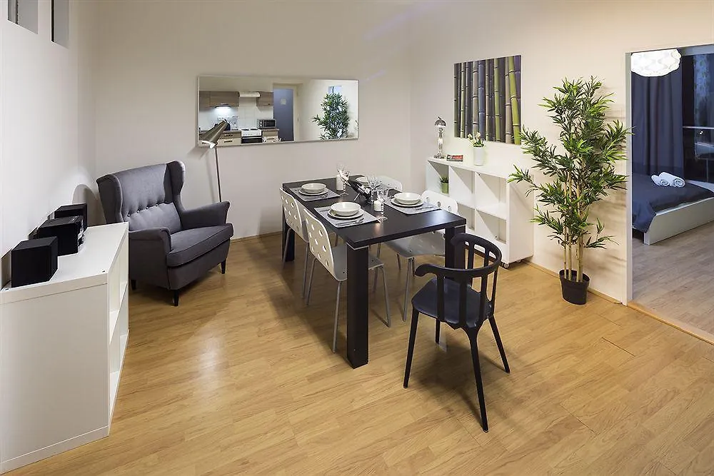 Ibis Praha Wenceslas Square 3*, פראג צ'כיה