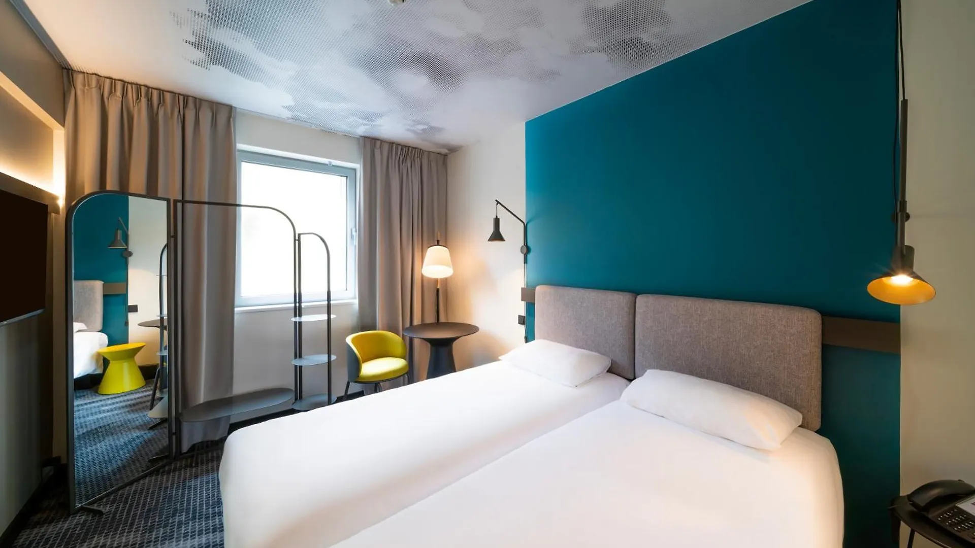 Ibis Praha Wenceslas Square 3*, פראג